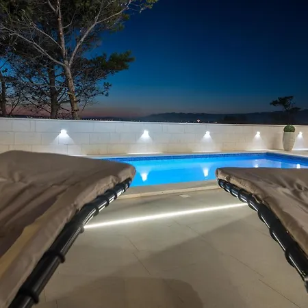 Zitab Luxury Apartamento *